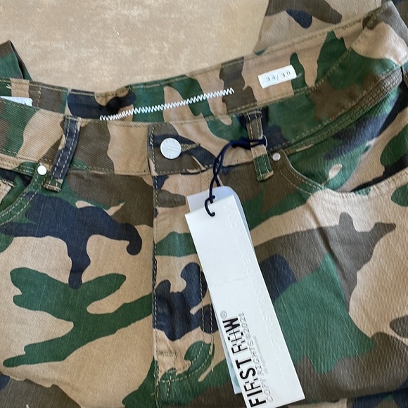 Camo Cargo Pants with Embroidery - Picture 3 of 3